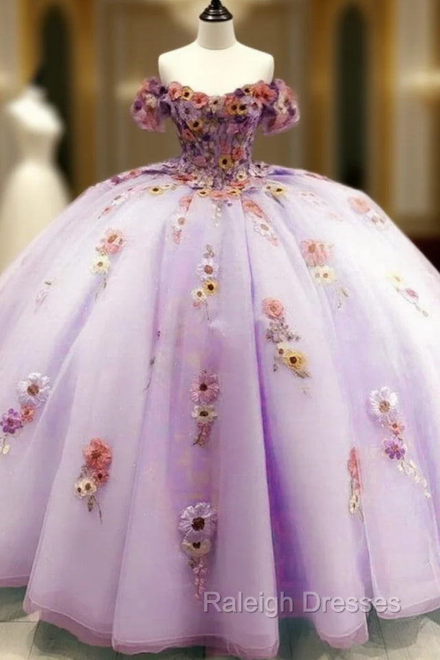 Light Purple Tulle Floral Embrodiery Quinceanera Dress Main image