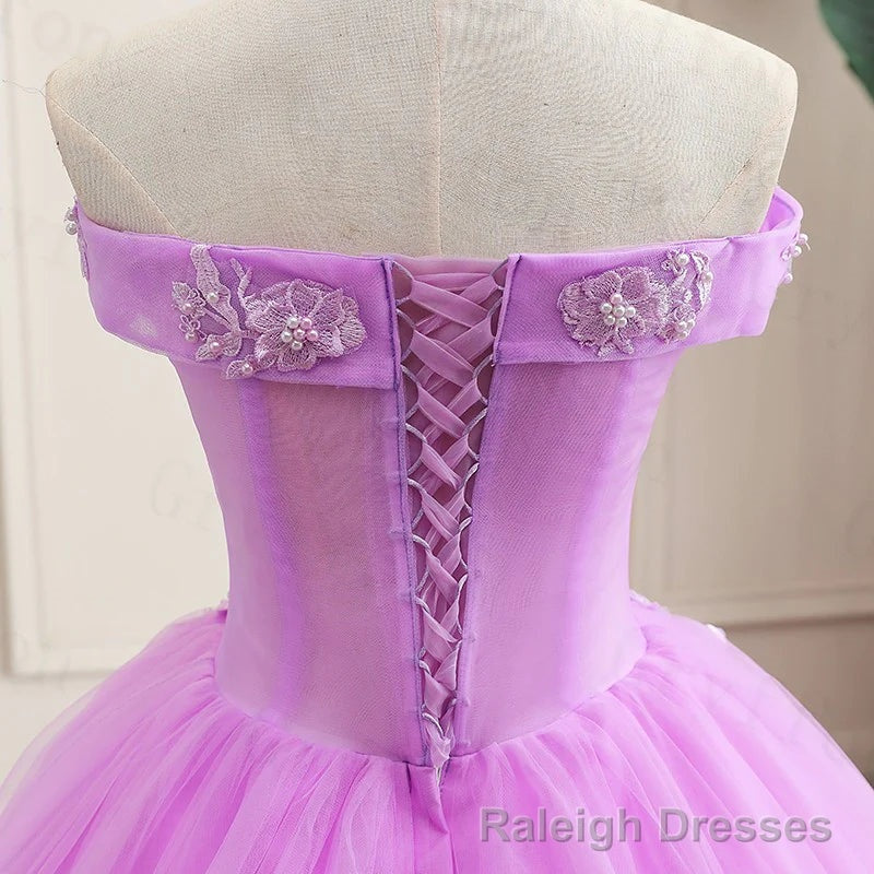 Lilac Off the Shoulder Quinceanera Dress Ball Gowns with Appliqued