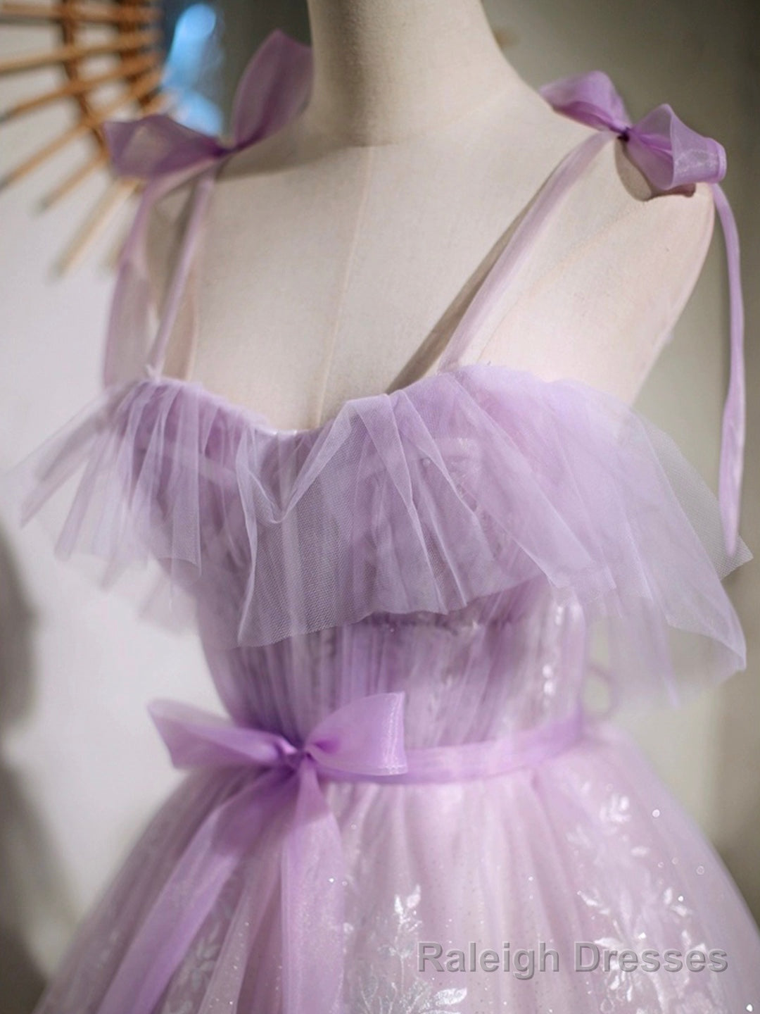 Lovely Spaghetti Strap Tulle Lace Short Prom Dress, Lavender A-Line Party Dress