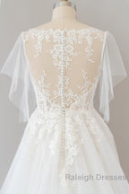 Long A Line Appliques Lace Tulle Wedding Dresses with Sleeves