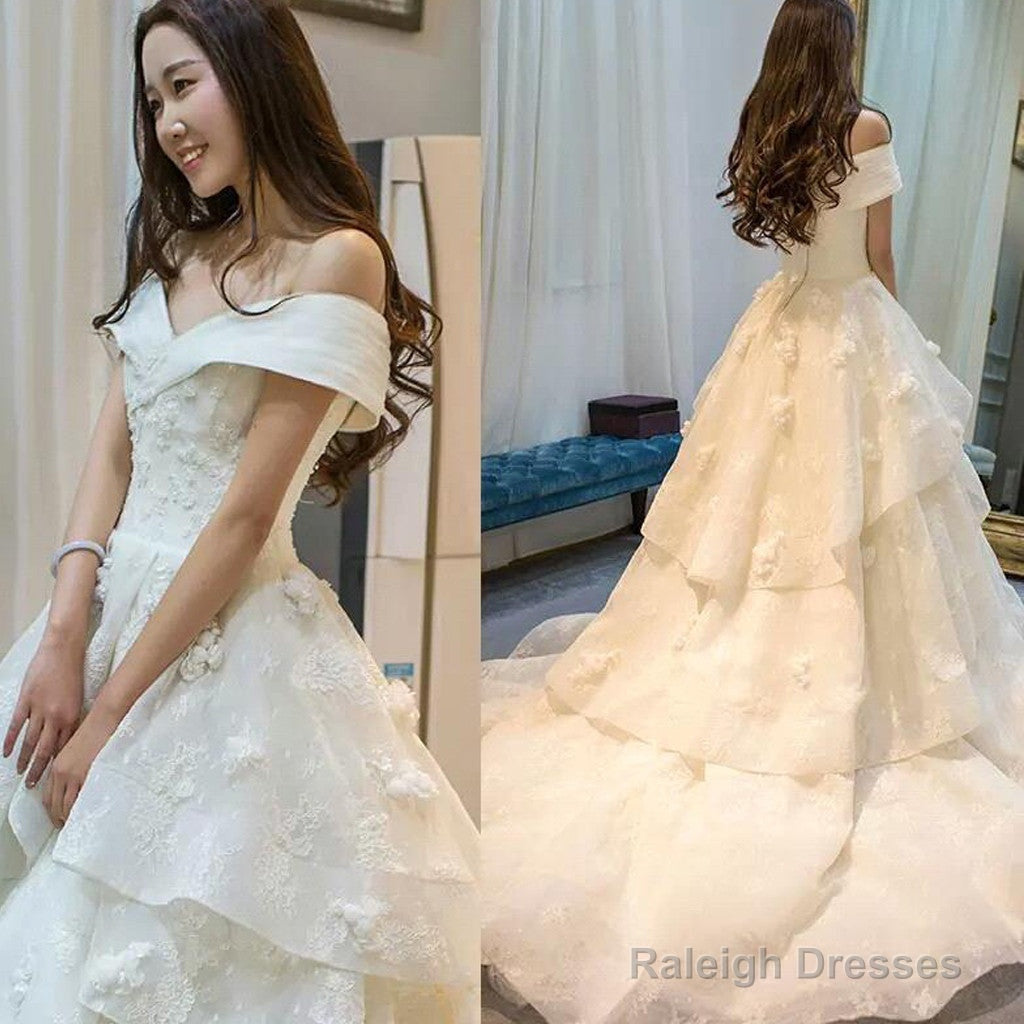 Long A-Line Off Shoulder Glamorous Floor-Length Princess Lace Ruffles Wedding Dress