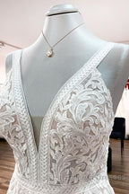 Long A Line Sleeveless Tulle Lace Appliques Open Back Wedding Dress