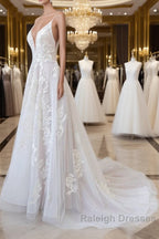 Long A Line Spaghetti Strap Lace Appliques Tulle Backless Wedding Dresses