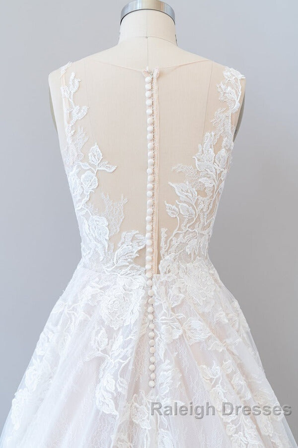 Long A Line Sweetheart Appliques Lace Tulle Wedding Dresses