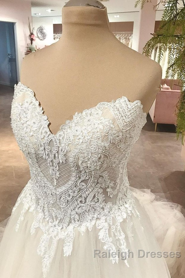 Long A Line Sweetheart Backless Tulle Appliques Lace Wedding Dresses