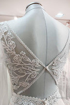 Long A-line Sweetheart Tulle Beadings Lace Appliques Wedding Dresses With Sleeves