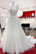 Long A Line Tulle Sleevless Ruffles Jewel Wedding Dresses With Lace Appliques