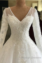Long A Line V Neck Appliques Lace Tulle Wedding Dresses with Sleeves