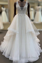 Long A-line V-neck Tulle Lace Wedding Dress