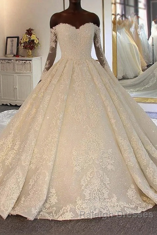 Long Ball Gown Sweetheart Lace Beading Wedding Dresses with Sleeves