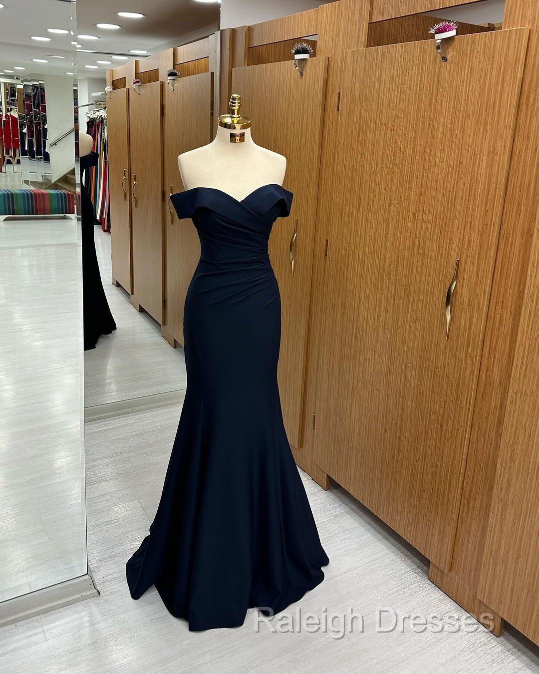 Long Mermaid Prom Dress Navy Blue Off-the-shoulder Sweetheart Sleeveless Secondary image