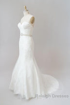 Long Mermaid Strapless Tulle Lace Wedding Dress