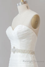 Long Mermaid Strapless Tulle Lace Wedding Dress