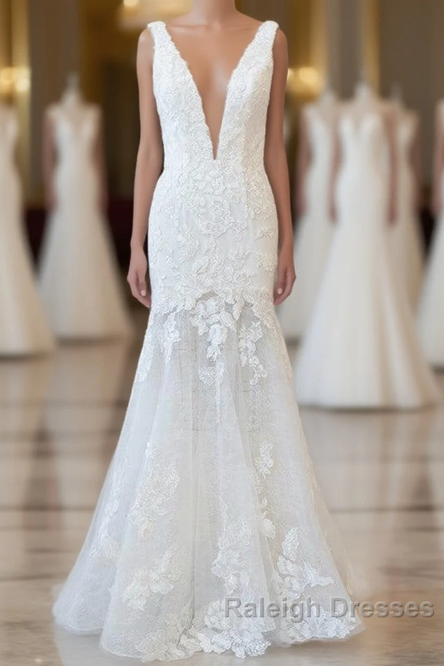 Long Mermaid V Neck Appliques Tulle Lace Wedding Dresses Main image