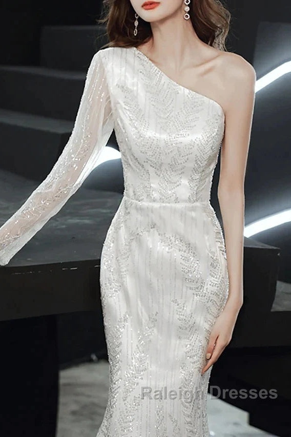 Long Sleeve Sequin Champagne Prom Dress