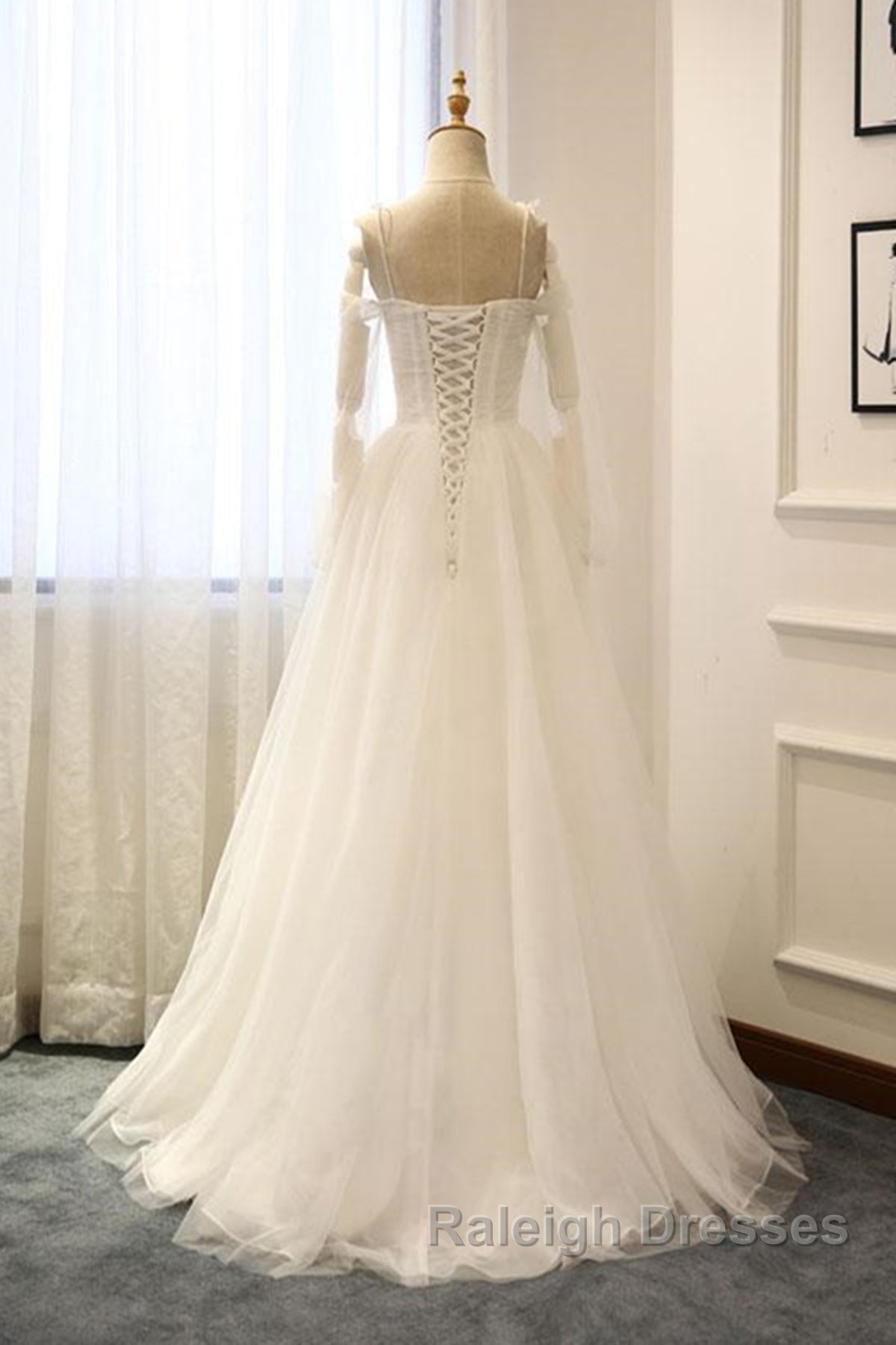 Long Sleeves White Tulle Prom Wedding Dress Long Sleeves White Tulle Prom Dress