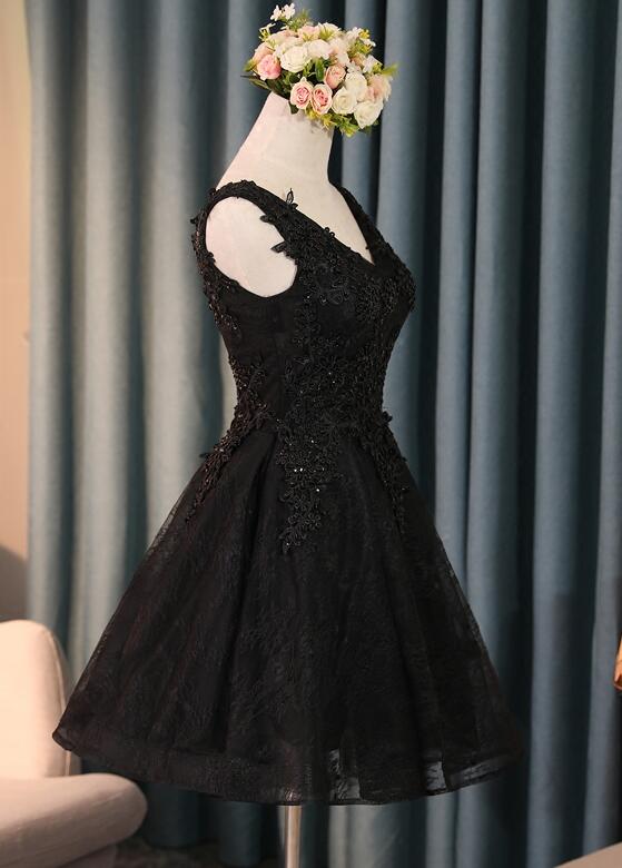 Lovely Black Lace V-Neckline Short Homecoming Dresses Black Prom Dresses