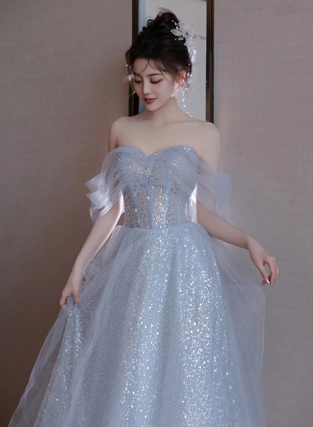 Lovely Blue Tulle Off Shoulder Beaded Prom Dresses A-Line Tulle Blue Wedding Prom Dresses