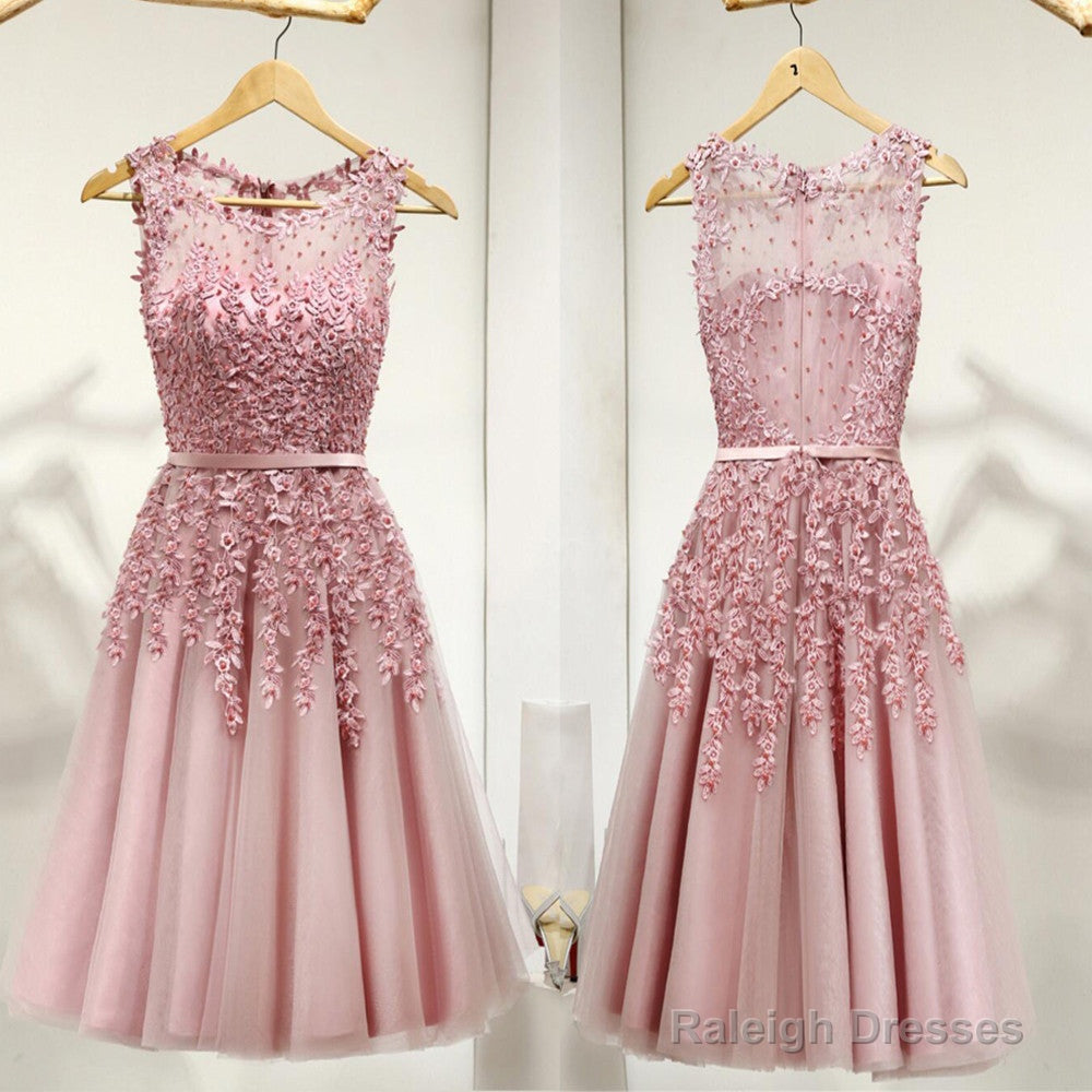 Lovely Junior Round Neckline Sleeveless Lace Appliques Sweetheart Keyhole Back Homecoming Dresses Main image