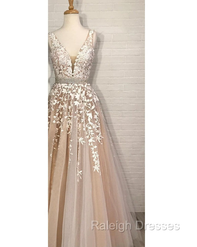 Lovely Lace Embroidery Beaded V-Neck Tulle Homecoming Dresses