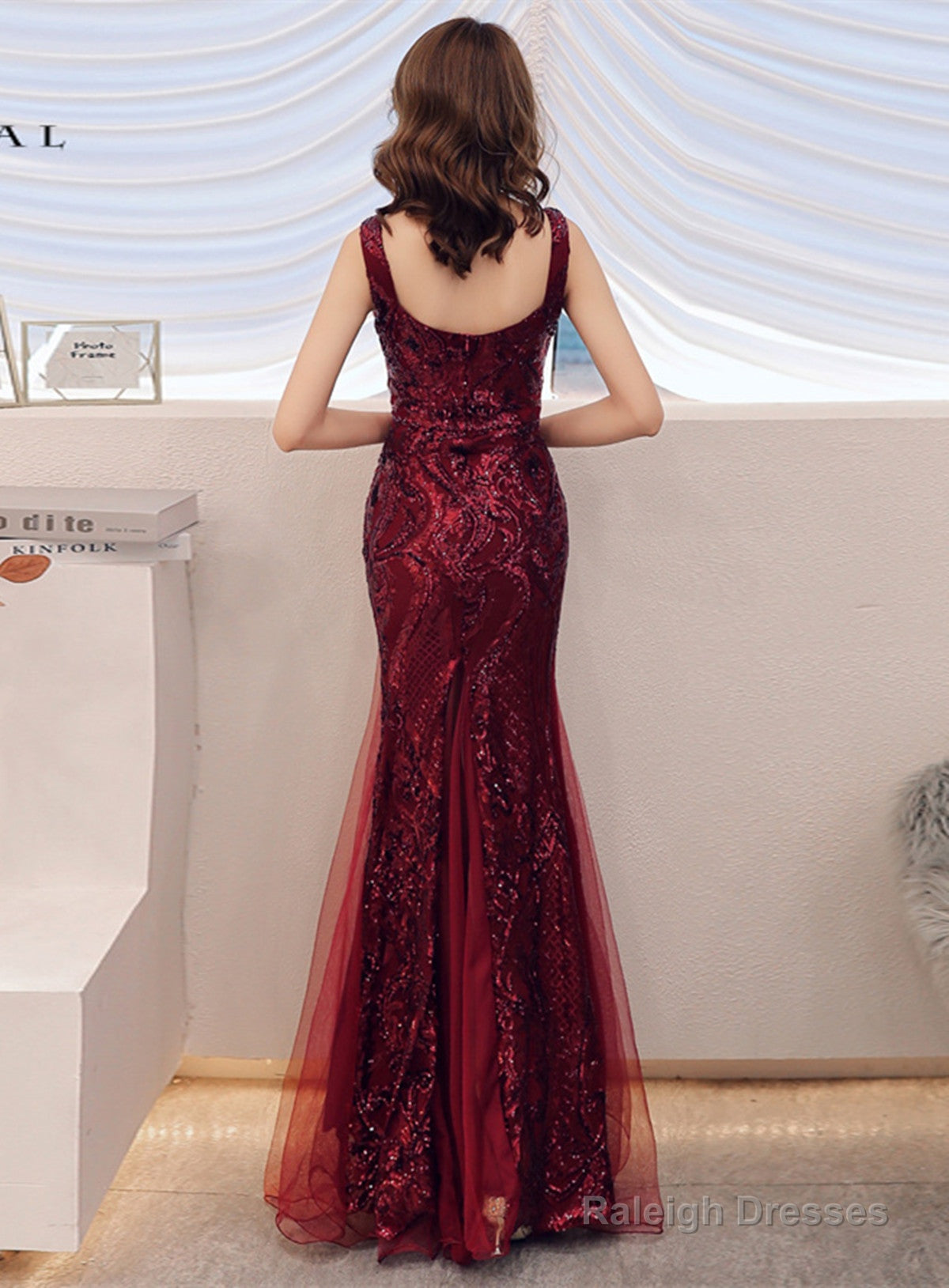 Lovely Sequins Mermaid Tulle And Sequins Prom Dresses Wine Red Prom Dresses