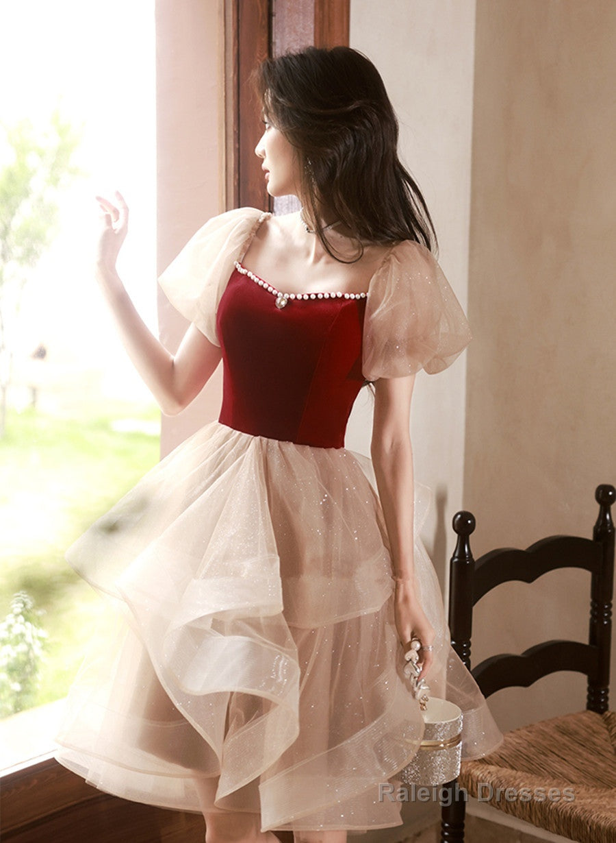 Lovely Short Sweetheart Beaded Prom Dresses Cute Short Graduation Dresses