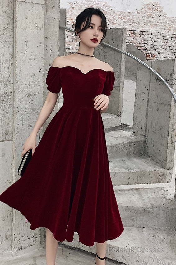Lovely Wine Red Short Sleeves Velvet Homecoming Dresses Burgundy Prom Dresseses