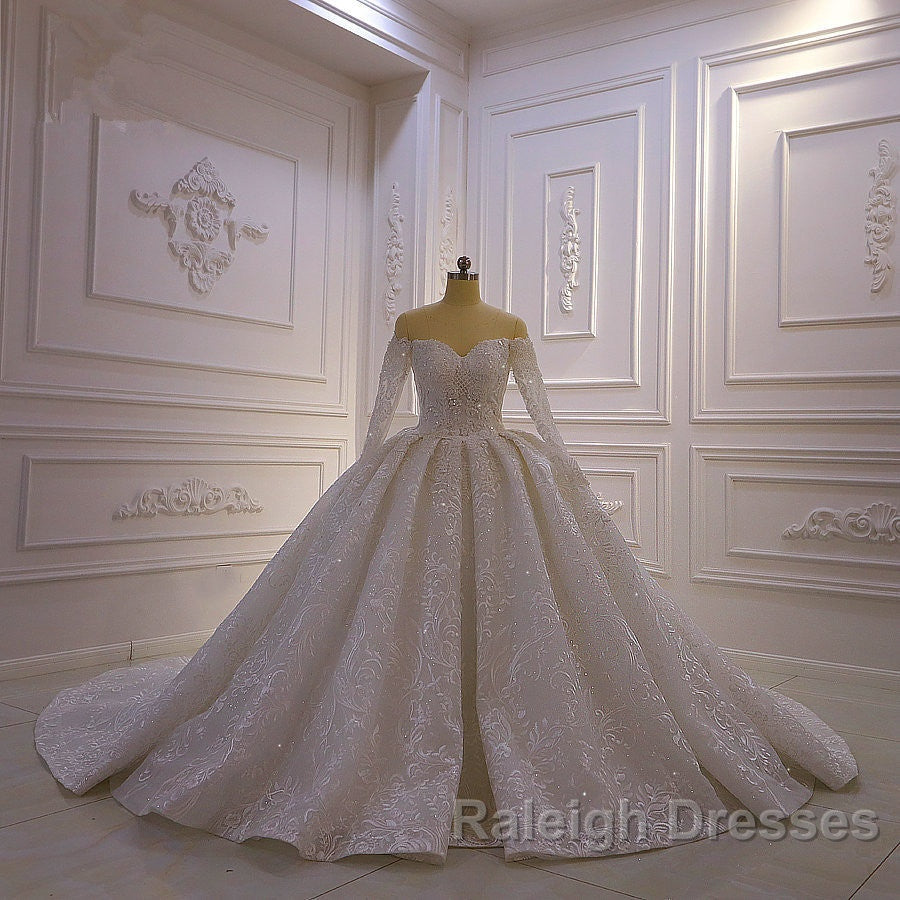 Luxurious Ball Gown Long Sleevess 3D Lace Sweetheart Long Wedding Dresses