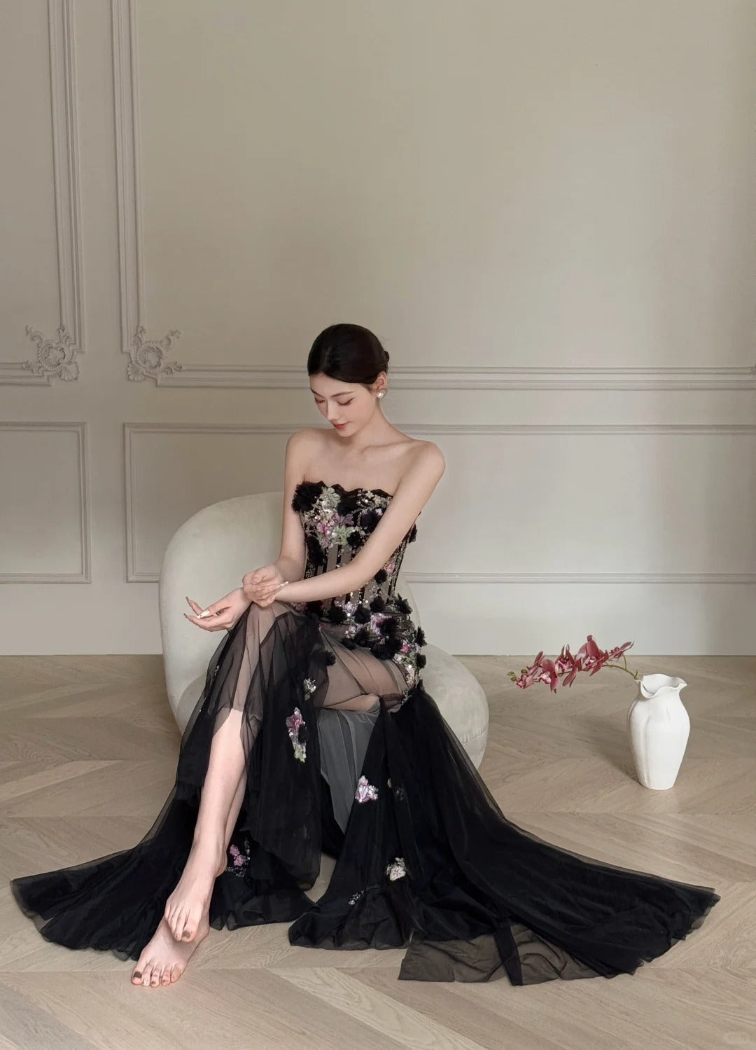 Luxurious Black A-Line 3D Floral Sequin Strapless Tulle Long Formal Prom Dress