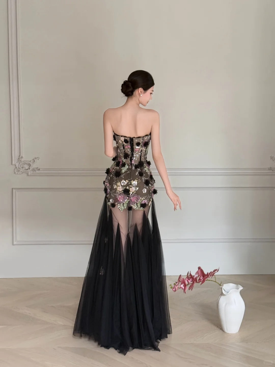 Luxurious Black A-Line 3D Floral Sequin Strapless Tulle Long Formal Prom Dress