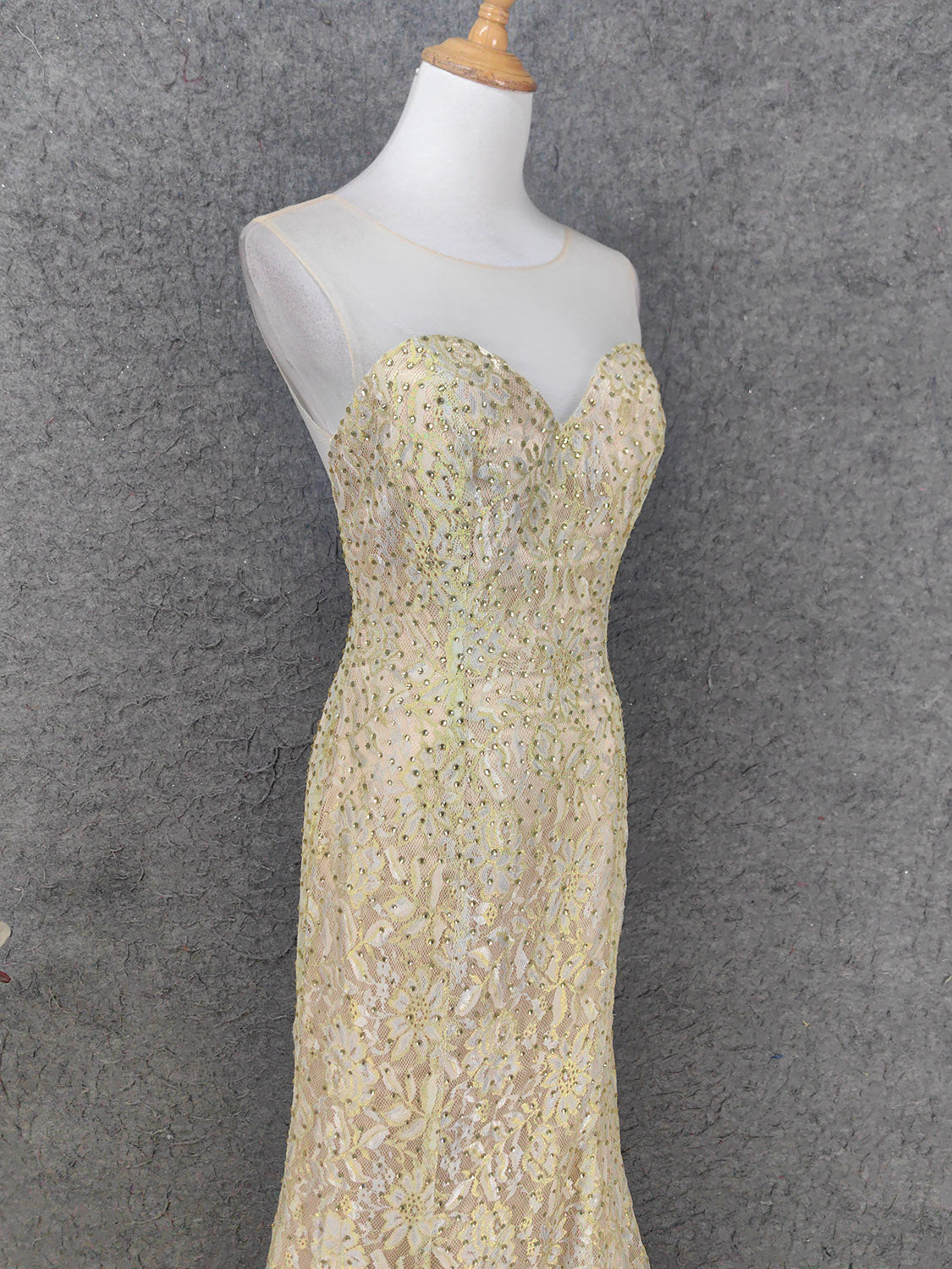Luxurious Champagne Gold Crew Neck Rhinestone Lace Train Formal Prom Dress