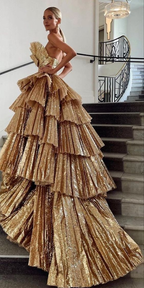 Luxurious Gold Strapless Pleated Irregular Neck Layered Prom Dresses Ball Gowns Quinceanera Prom Dresses