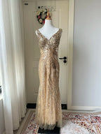 Luxurious Gold V-Neck Mermaid Sequined Long Formal Prom Dress