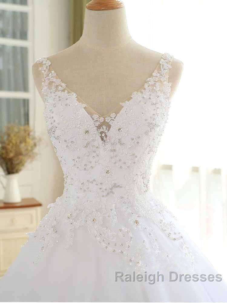 Luxurious Lace Beaded Wedding Dress New Arrival V Neck Straps Long Ball Gown Wedding Prom Bridal Dresses