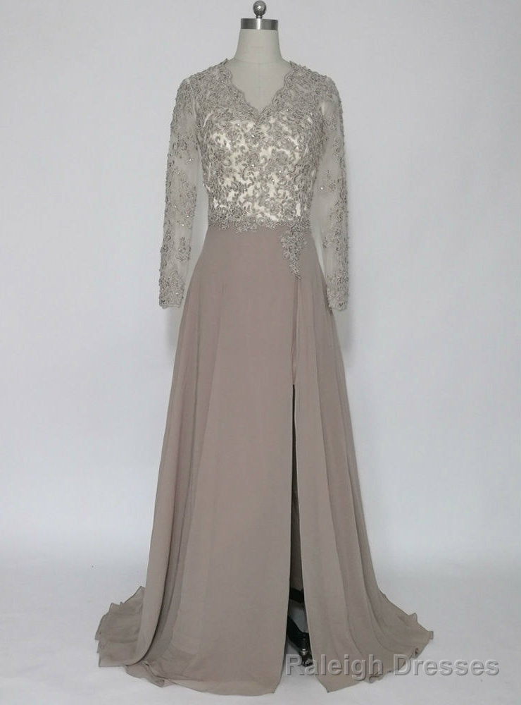 Luxurious Long Sleeves Mother of the Bride Dresses Evening Gown Main image