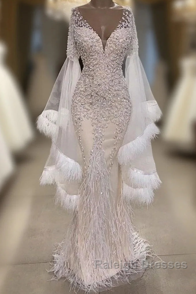 Luxurious Mermaid V-Neck Long Sleevess Crystal Floor Length Prom Dress With Tassels Main image