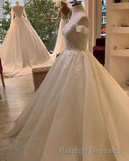 luxurious Off the ShoulderAppliques A Line Ball Gowns Princess Bridal Gowns