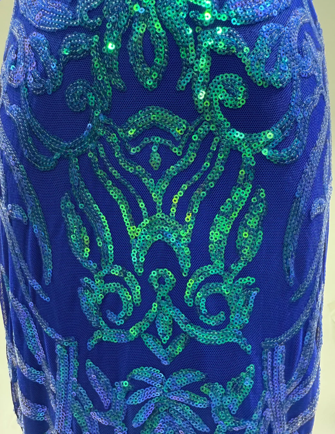 Luxurious Royal Blue Mermaid V-Neck Sequined Long Formal Prom Dress