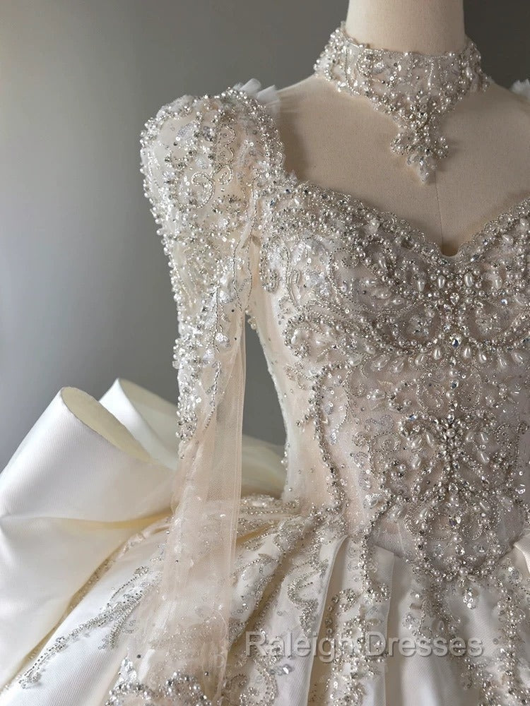 Luxury Ball Gowns Sweetheart Neckline Long Sleeves Sequin White Wedding Dresses Brides Dress