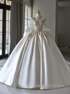Luxury Ball Gown Sweetheart Neckline Long Sleeves Sequin White Wedding Dresses Brides Dress