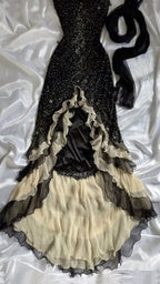 Luxury Beaded Mermaid Prom Dresses V-Neck Ruffle Prom Dresses