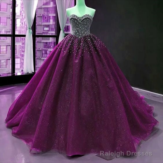 Luxury Crystals Black Wedding Dress Gothic Sweetheart Tulle Quince Dresses