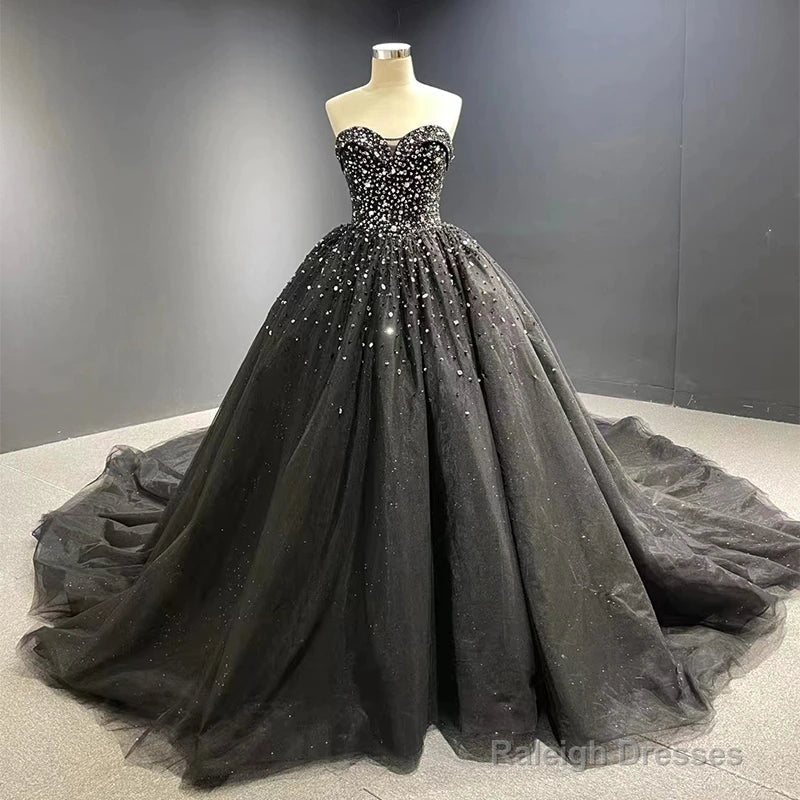 Luxury  Crystals Black Wedding Dresses Gothic Sweetheart Tulle Quince Dress