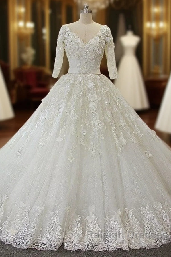 Luxury Long Ball Gown V Neck Lace Wedding Dress with Sleeves