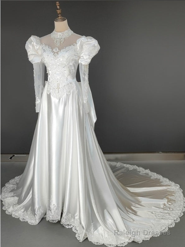 Luxury Retro Vintage Bubble Sleeved Long Train Satin Wedding Dresses