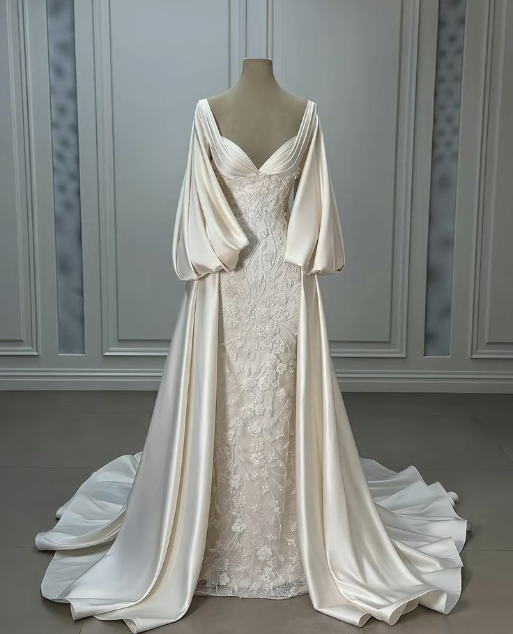 Luxury Wedding Dress Ivory Satin Lace A-Line Bridal Gown Main image