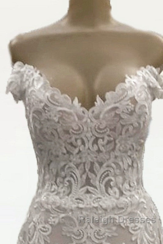 Mermaid Appliques Wedding Dress Off The Shoulder Secondary image