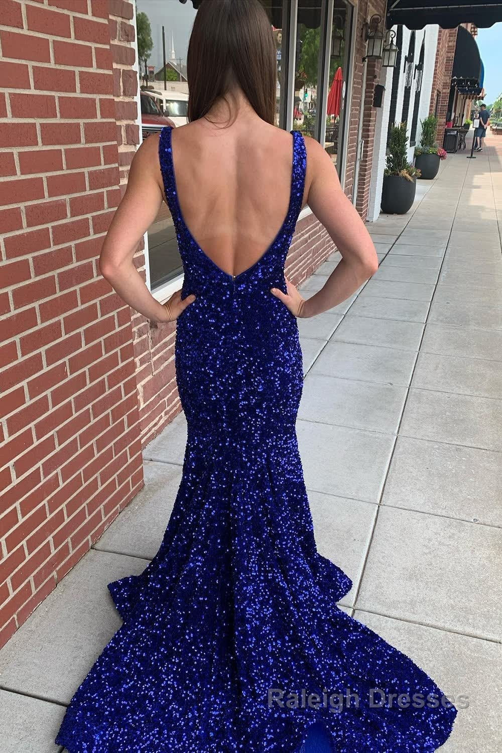 Mermaid Blue V-Neck Sequins Long Prom Dress Secondary image
