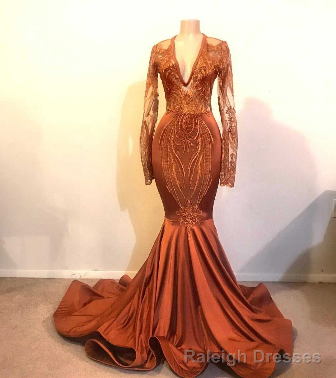 Mermaid Deep V Neck Long Sleeve Floor Length Chiffon Embroidery Prom Dress Secondary image