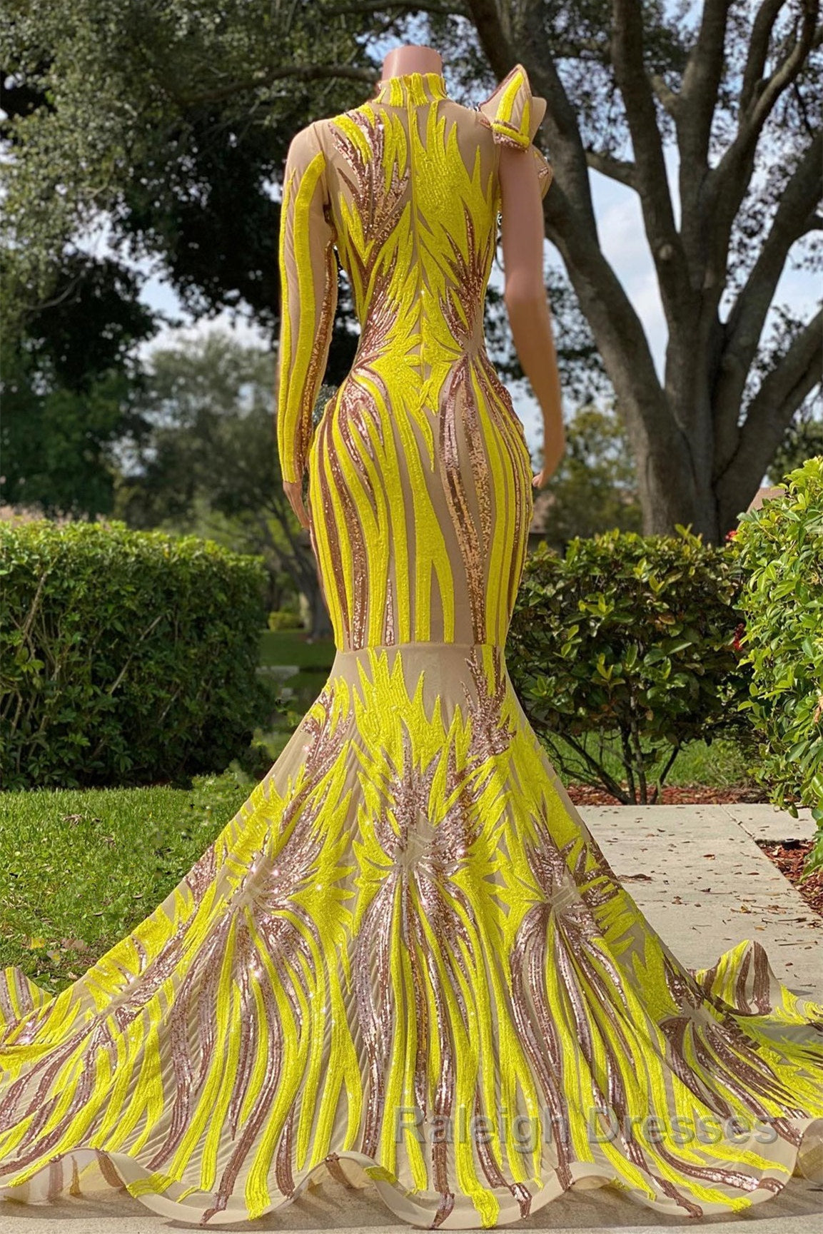 Mermaid High Neck One Shoulder Sequined Floor Length Long Sleeve Lace Prom Dresses
